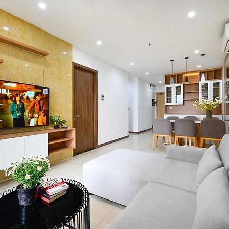 Qhome Dlux 2Pn Ho Chi Minh City Exterior photo