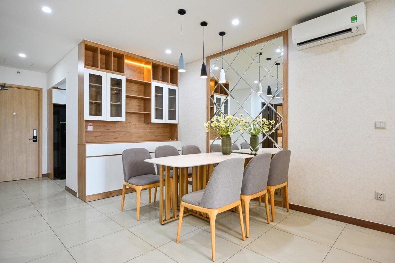 Qhome Dlux 2Pn Ho Chi Minh City Exterior photo