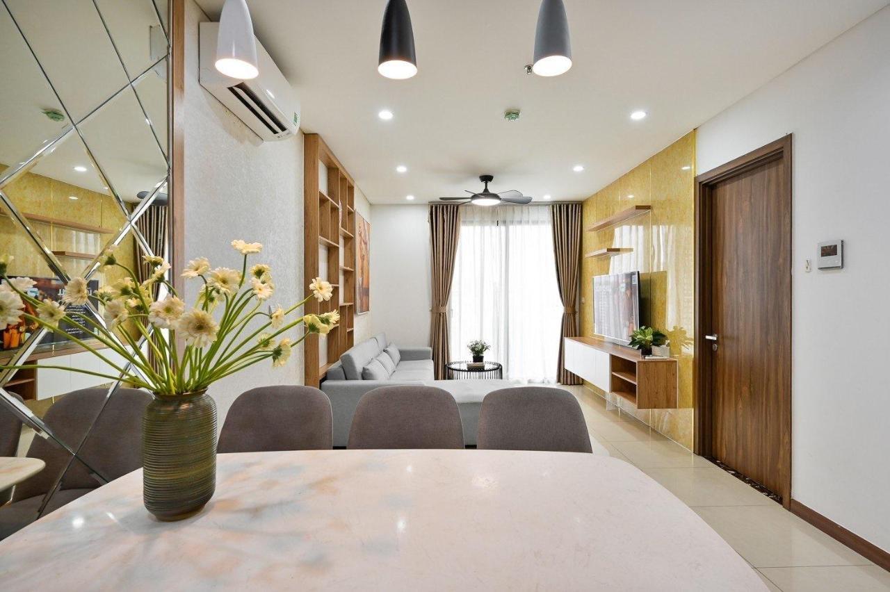 Qhome Dlux 2Pn Ho Chi Minh City Exterior photo