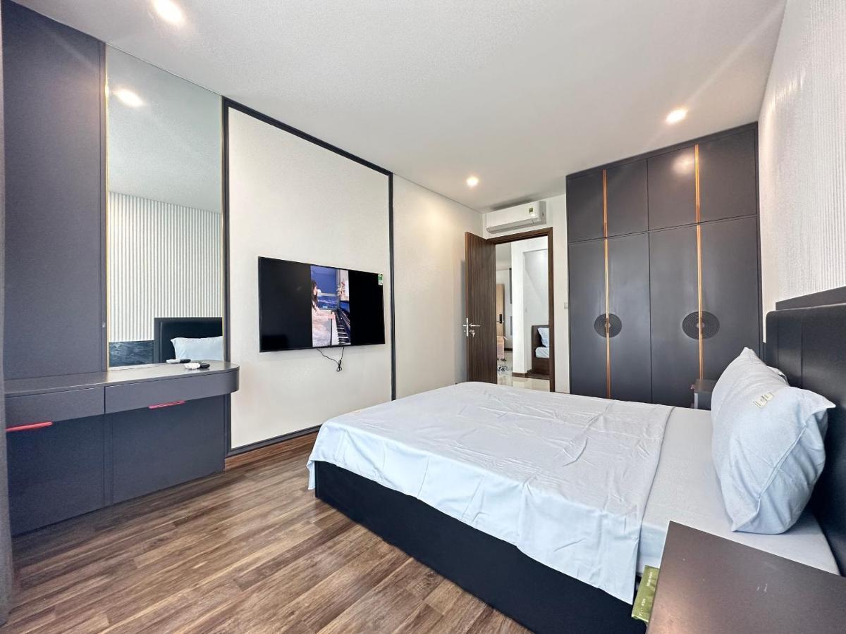 Qhome Dlux 2Pn Ho Chi Minh City Exterior photo