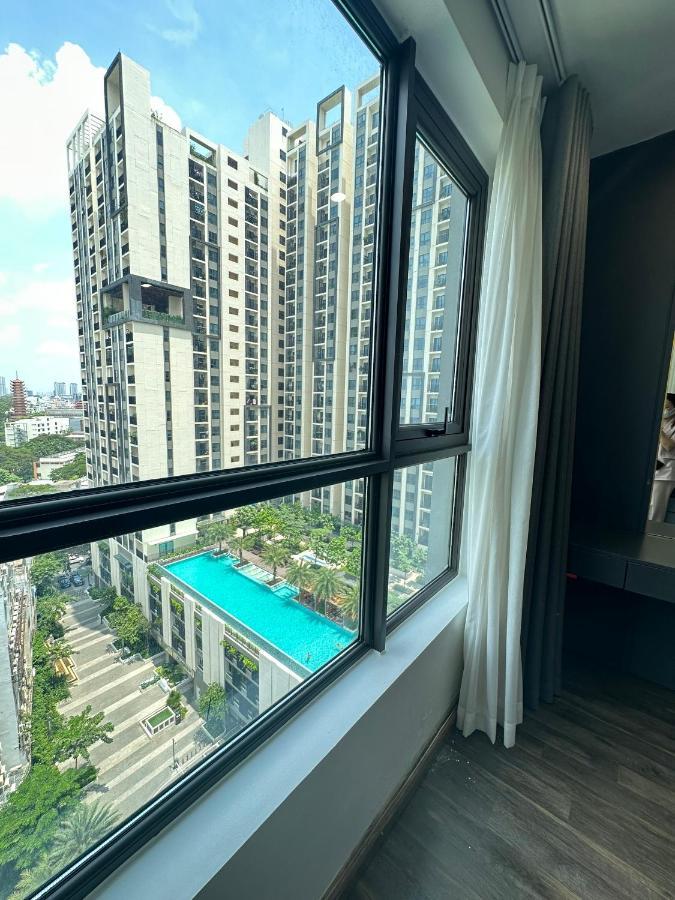 Qhome Dlux 2Pn Ho Chi Minh City Exterior photo
